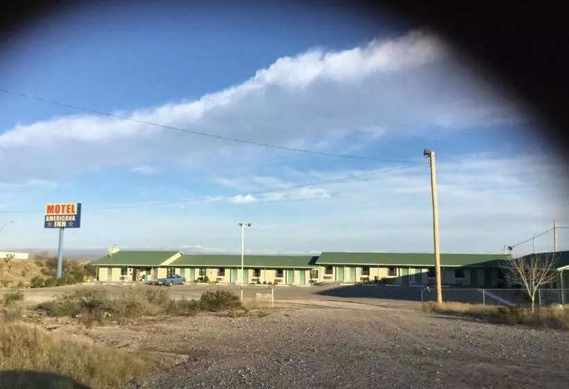 Hotelli Americana Inn