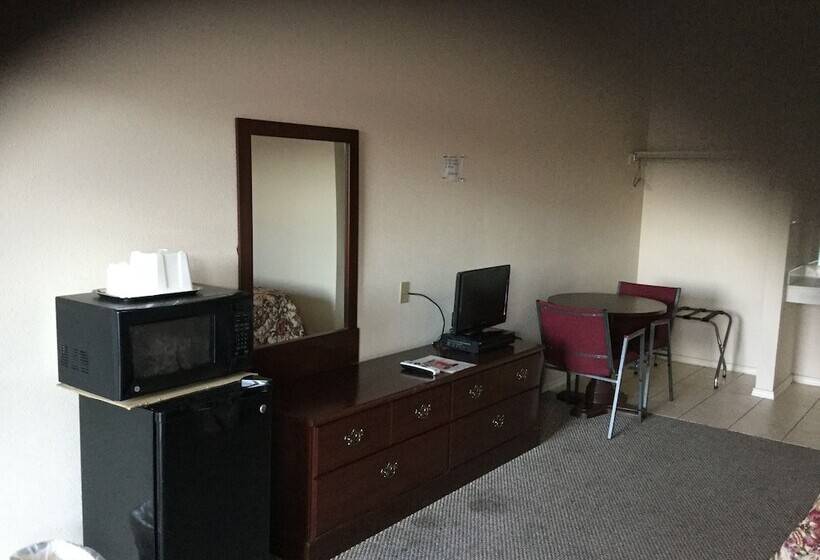 בית מלון כפרי Americana Inn