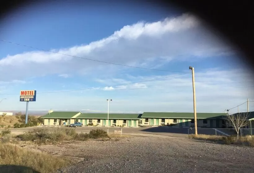 Hotelli Americana Inn