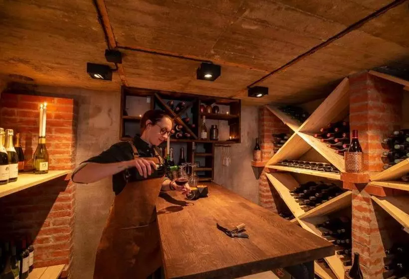 Hotelli Arctic River Lodge