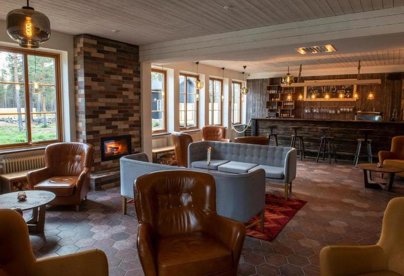 Hotelli Arctic River Lodge