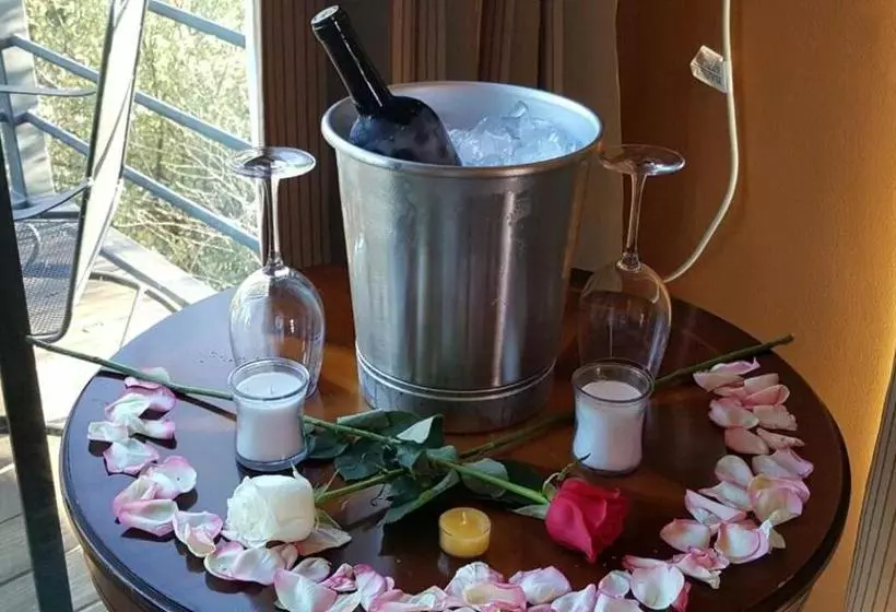 Hotelli Cabañas Rancho Palos Verdes