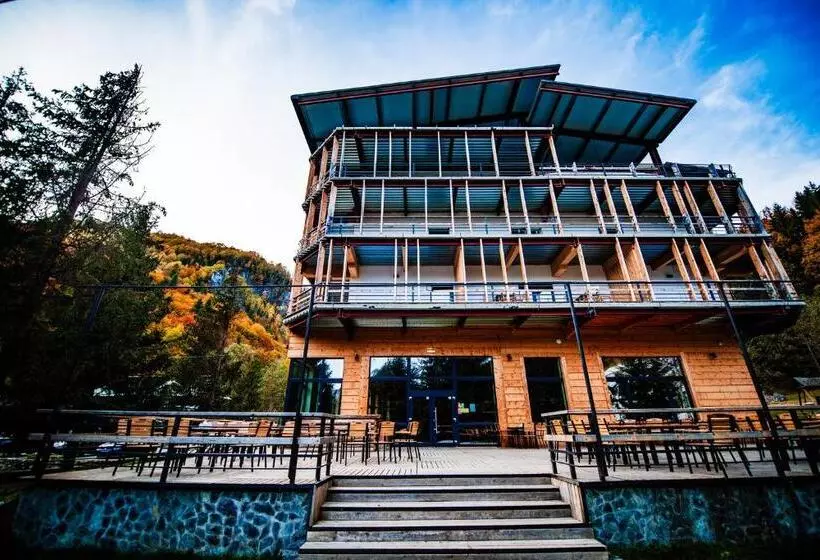 ホテル Complexul Turistic Cheile Butii