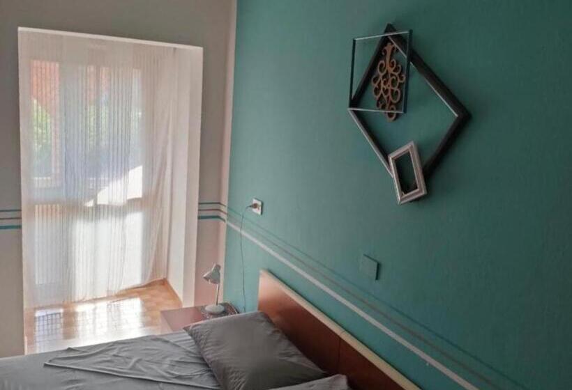 호텔 Da Nino Brussa 340