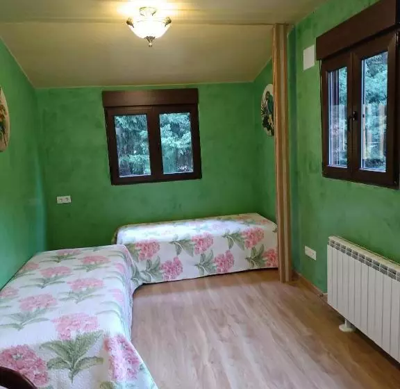 ホテル Pension Alfoz De Rondiella