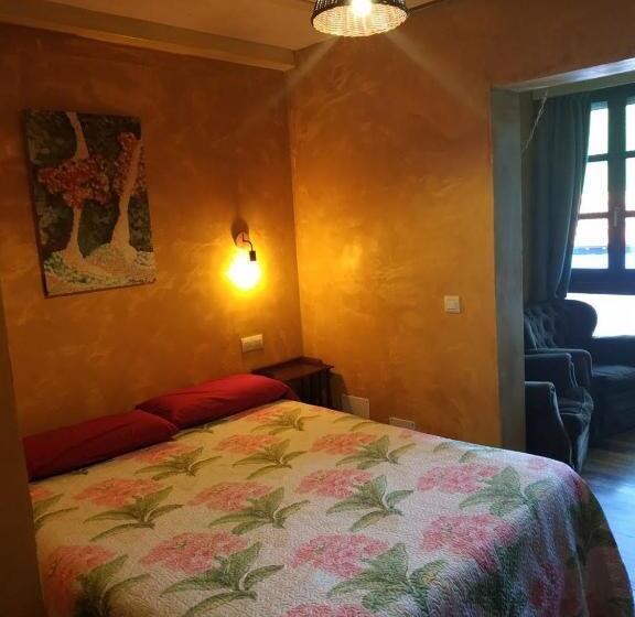 호텔 Pension Alfoz De Rondiella