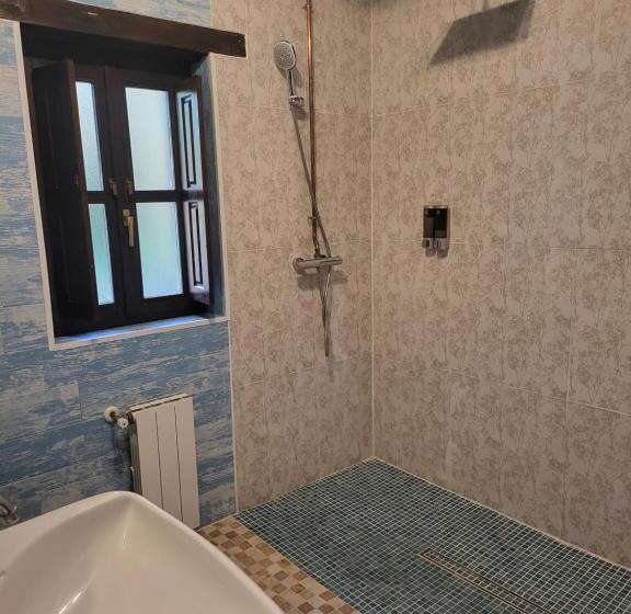 호텔 Pension Alfoz De Rondiella