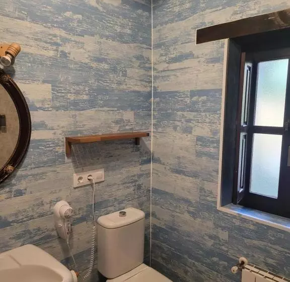 ホテル Pension Alfoz De Rondiella