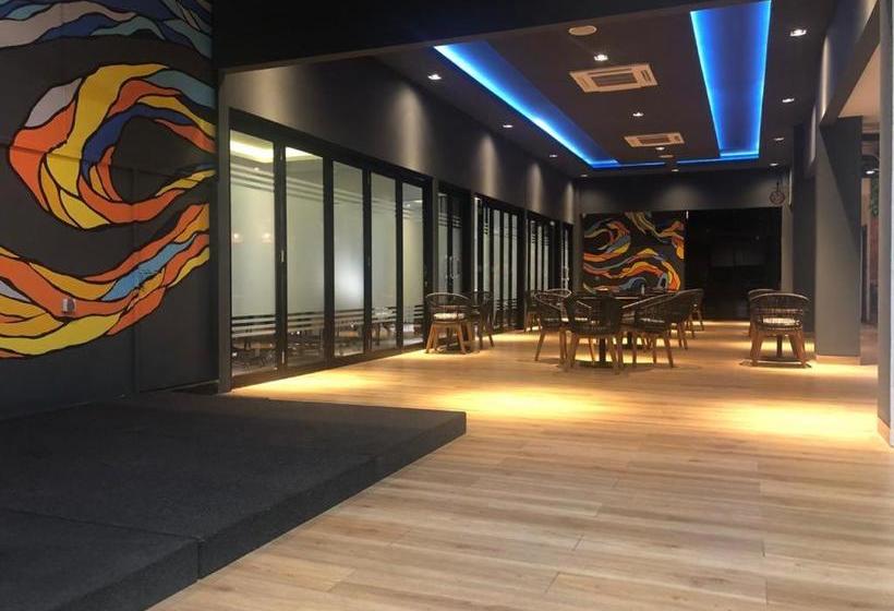 فندق Grand Caman