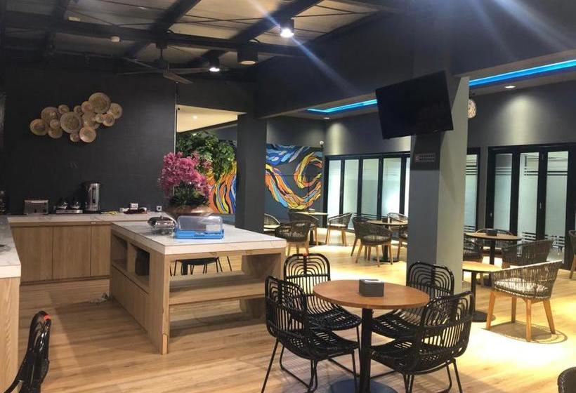 فندق Grand Caman