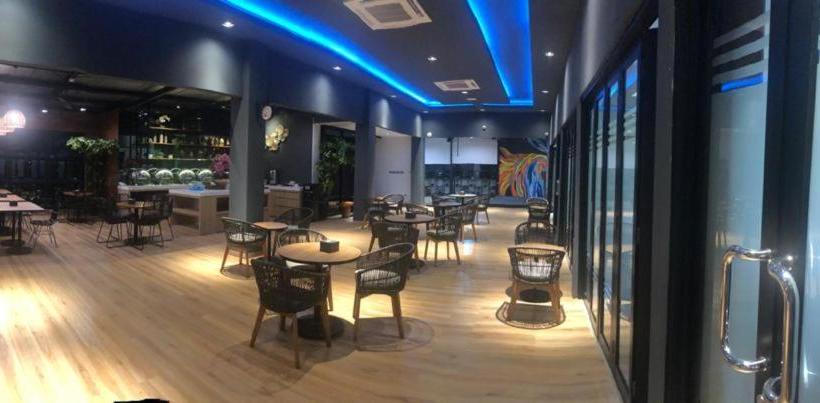 فندق Grand Caman