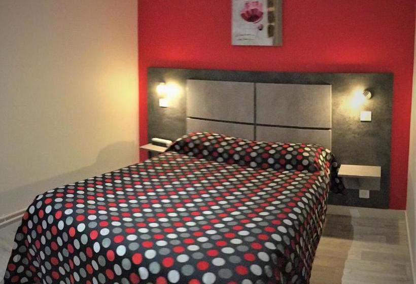 هتل Hôtel Des Voyageurs