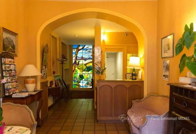 Hotel Hôtel Des Voyageurs