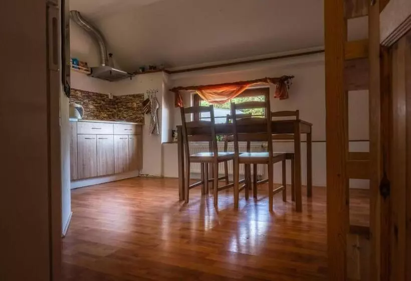 هتل Ranč červený Mlýn