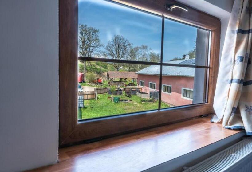 Szálloda Ranč červený Mlýn