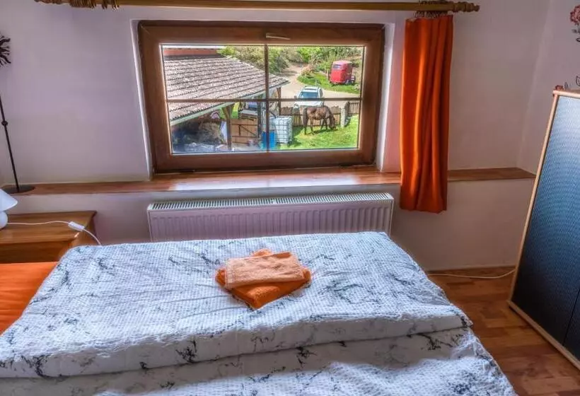 هتل Ranč červený Mlýn