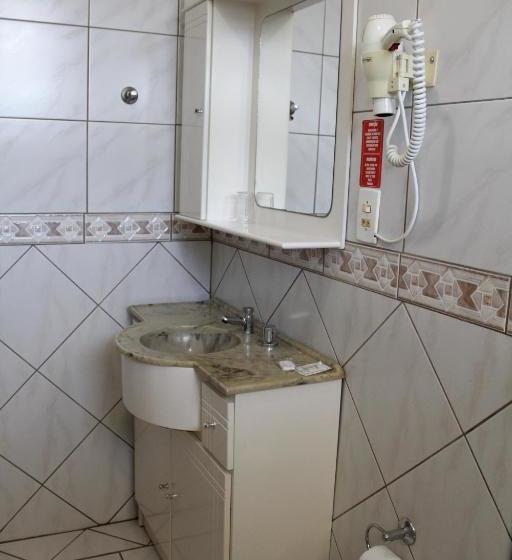 בית מלון כפרי Schwab