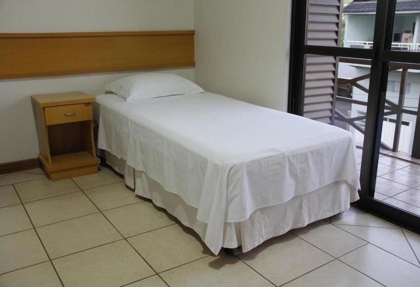 בית מלון כפרי Schwab