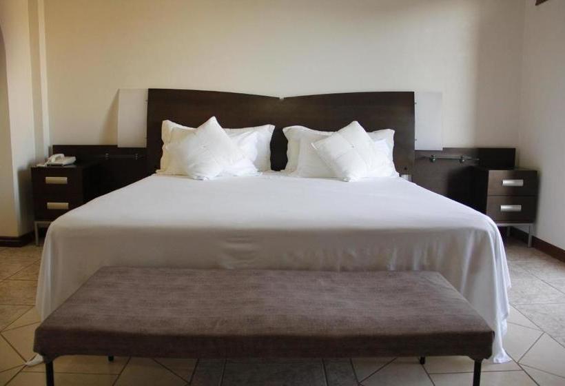 בית מלון כפרי Schwab