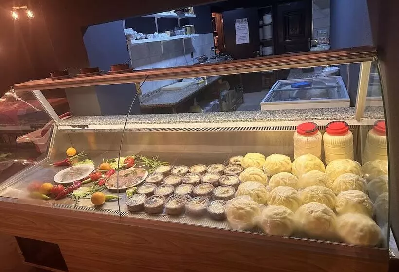 Zeyti̇ndali Yayla Otel