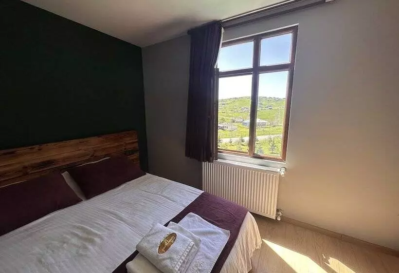 Zeyti̇ndali Yayla Otel