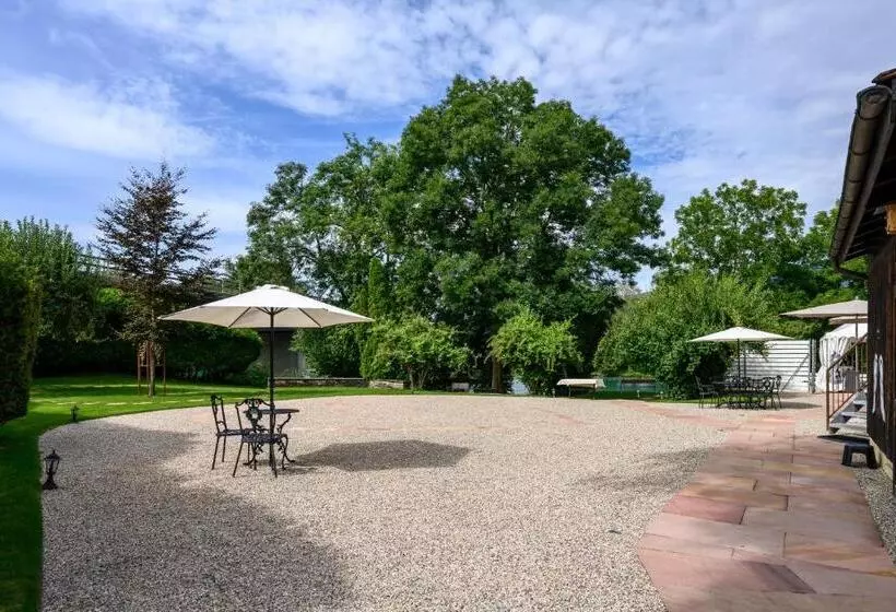 Apart Hôtel Pont De Thielle