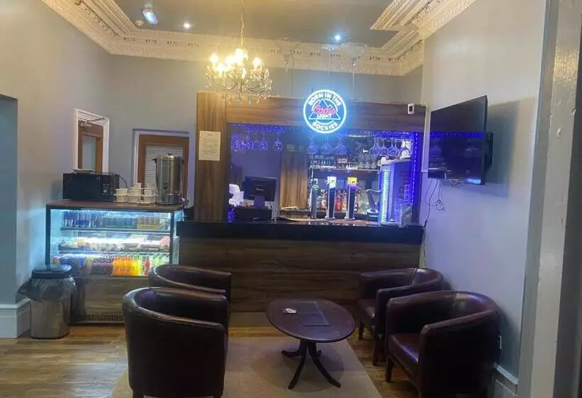 Clifton Hotel & Bar Newcastle