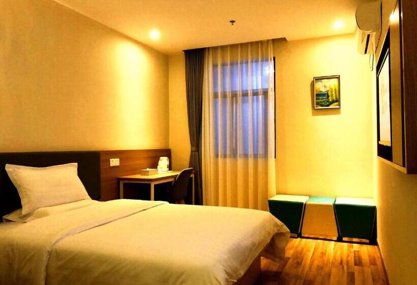 Отель 7days Inn Huaiji High Speed Railway Station Administrative Service Center Branch