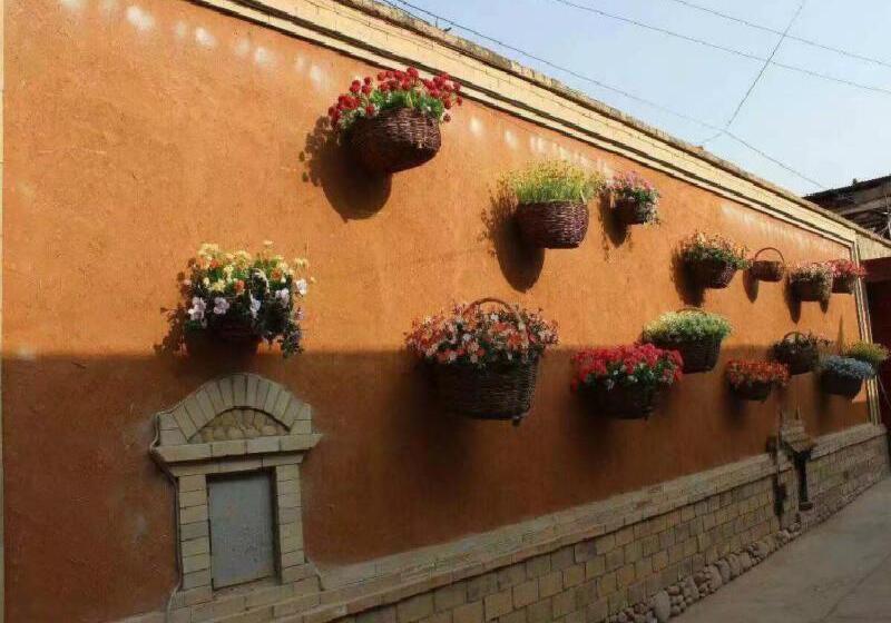 Hotell 7days Inn Lintao City Gold Street