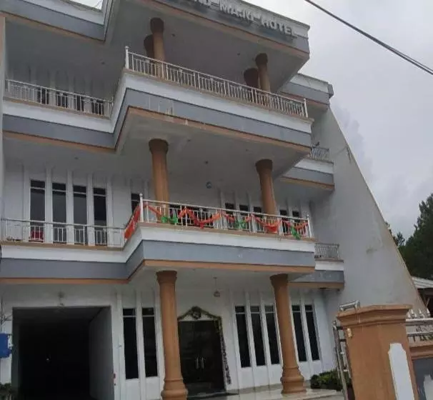 هتل Grand Maju