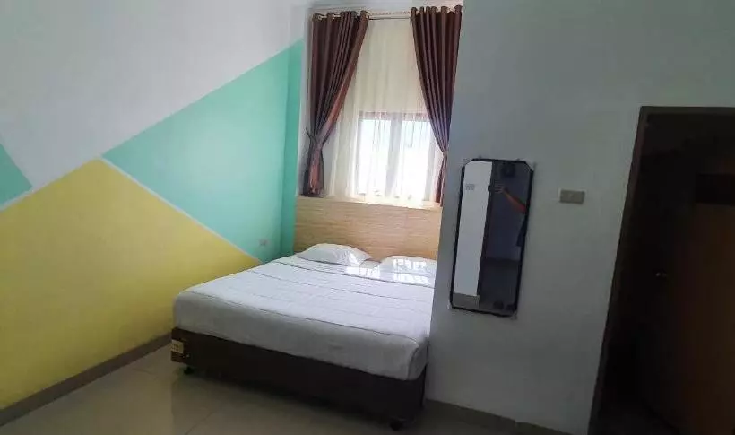 هتل Grand Maju