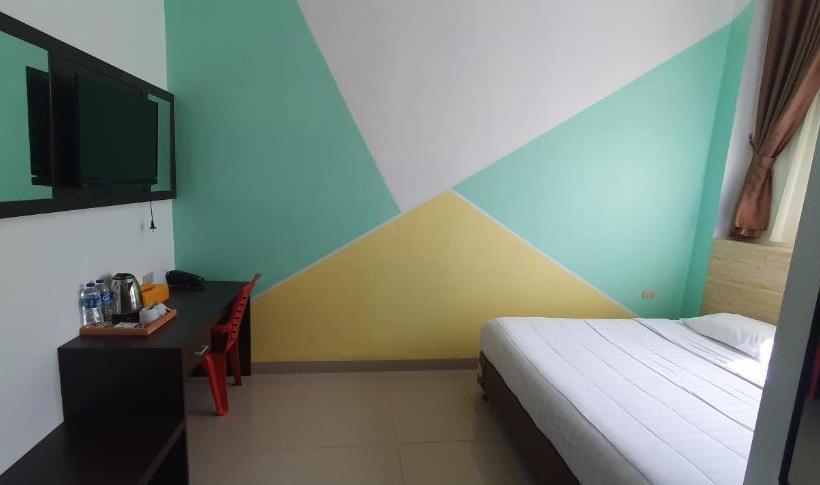 Отель Grand Maju