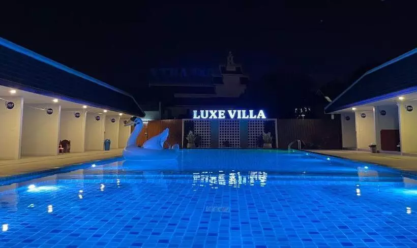 Hotelli Luxe Villa