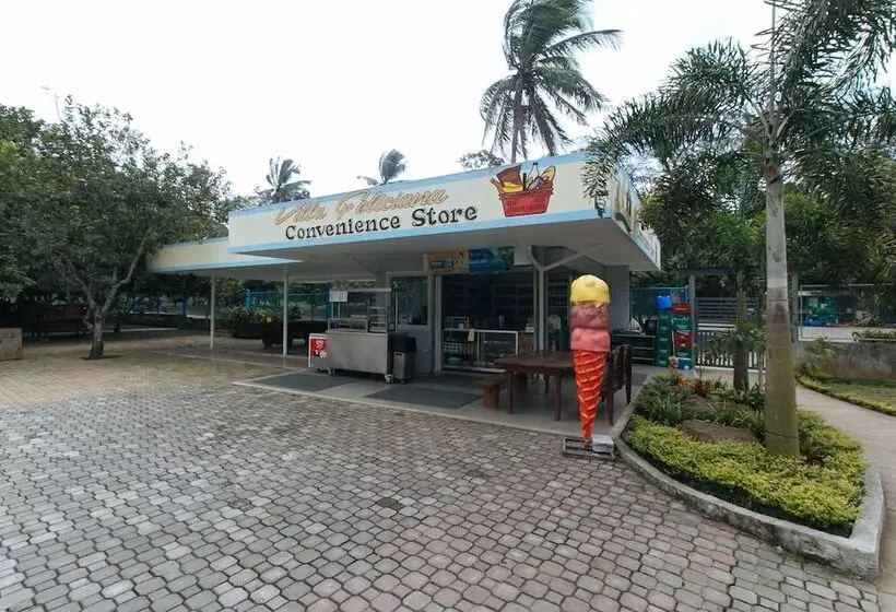 Hotelli Reddoorz Premium @ Trece Indang Road