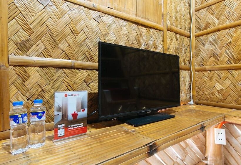 ホテル Reddoorz Premium @ Trece Indang Road