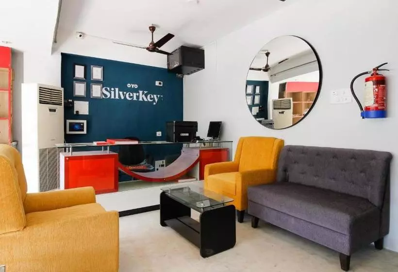 Hotelli Silverkey Executive Stays 45819  Sundari