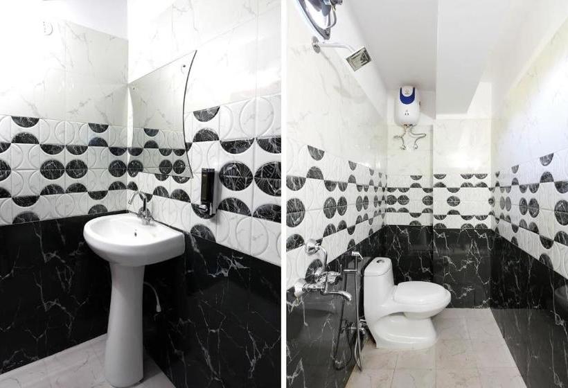 Hotel Silverkey Executive Stays 45819  Sundari