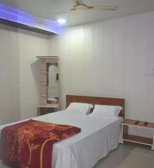 Hotelli Vamoose Kaas Hill Resort