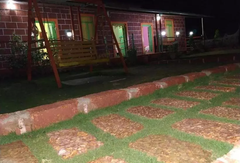 Hotelli Vamoose Kaas Hill Resort