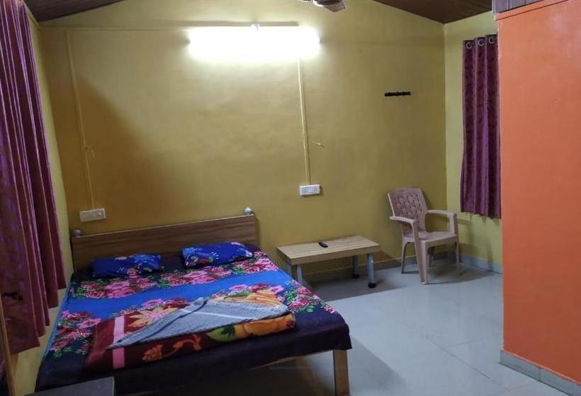 Отель Vamoose Kaas Hill Resort