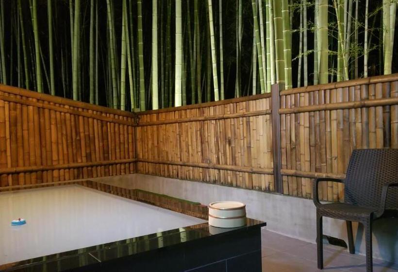 Pension あかがね荘