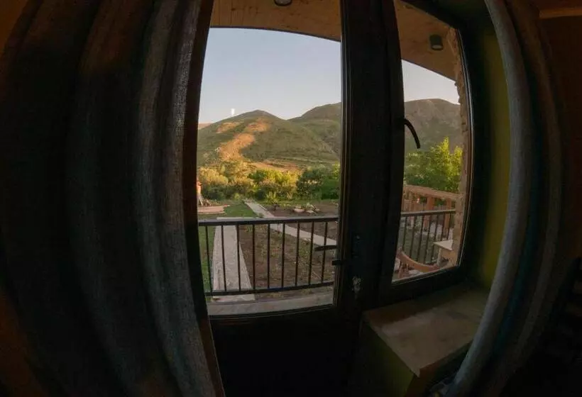 Majatalo Gnishik Eco Lodge