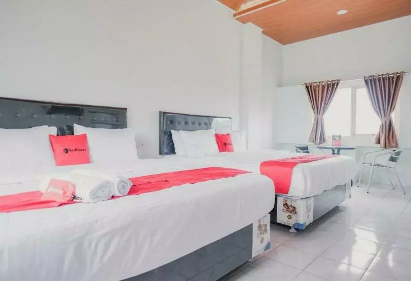 ペンション Reddoorz @ Jalan Pangeran Antasari Lampung 2