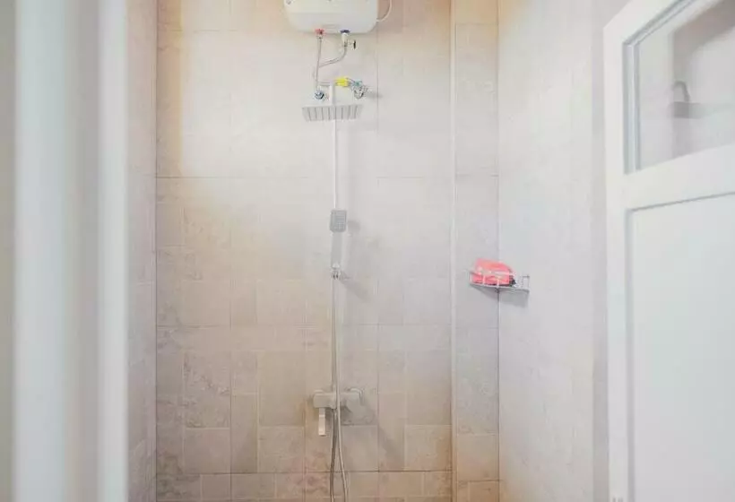 ペンション Reddoorz @ Jalan Pangeran Antasari Lampung 2