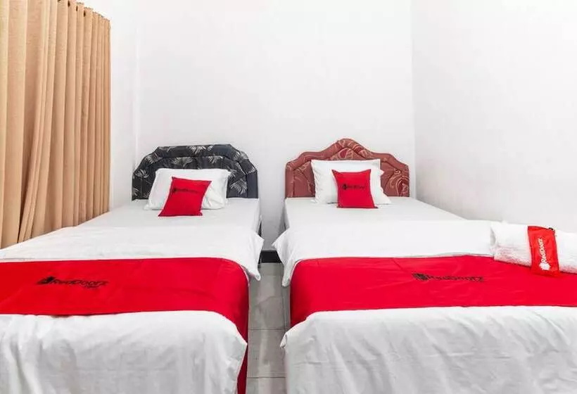 ペンション Reddoorz Near Bahu Mall Manado