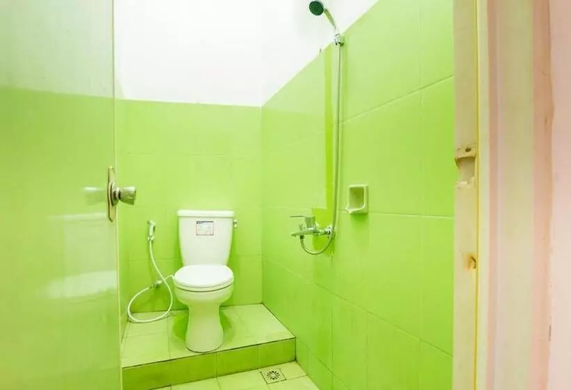 Majatalo Reddoorz Near Universitas Pamulang