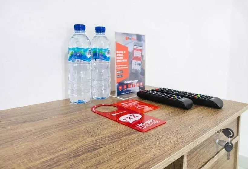 Majatalo Reddoorz Near Universitas Pamulang