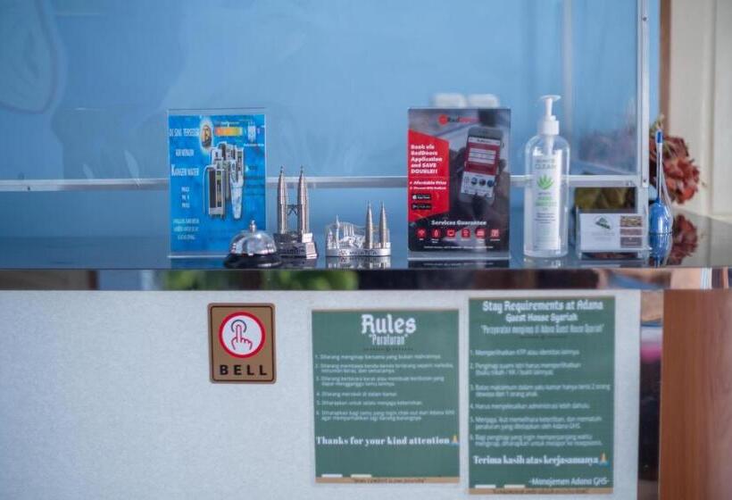 פנסיון Reddoorz Syariah Near Taman Siring 2