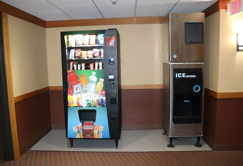 ユースホステル Prairie Inn Holmen La Crosse Area