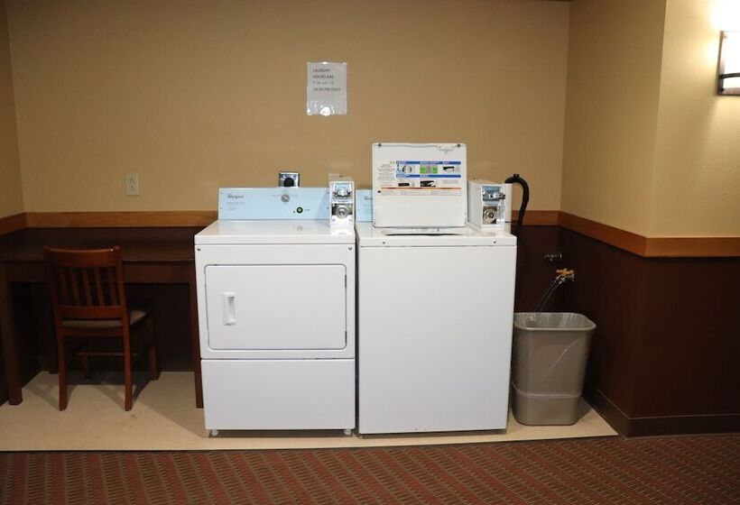 ユースホステル Prairie Inn Holmen La Crosse Area